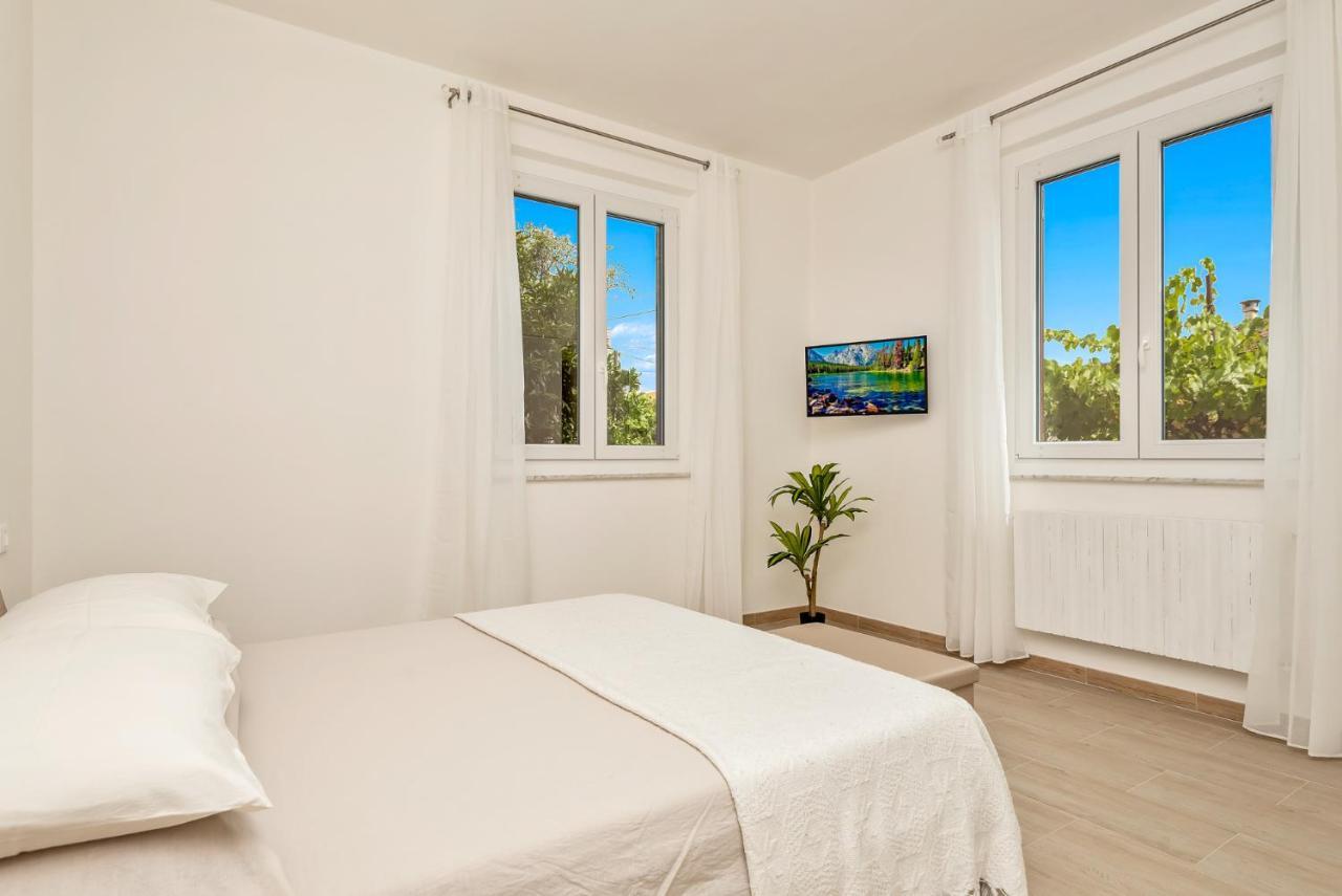 La Spezia - New Home With Netflix & Free Parking Экстерьер фото