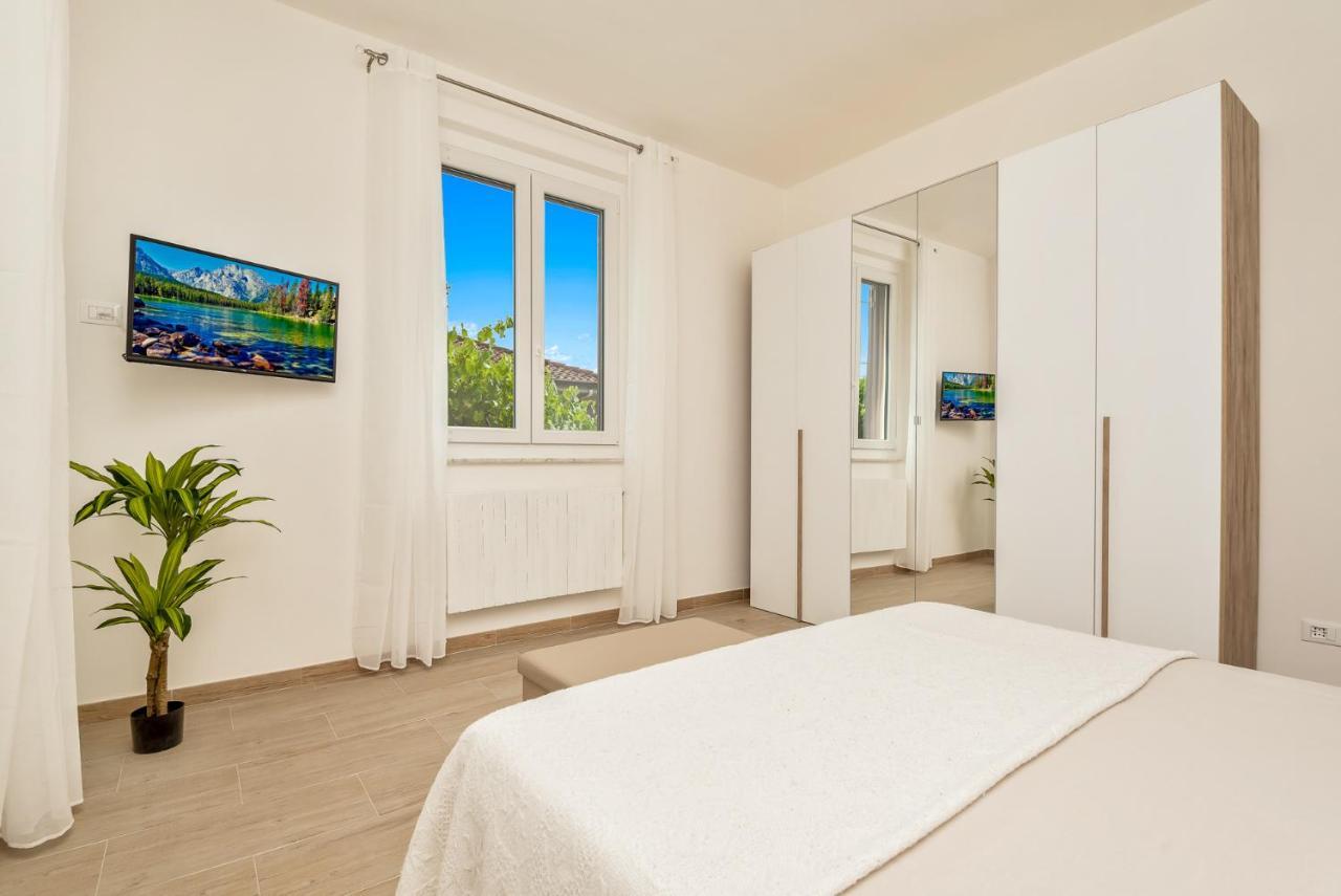 La Spezia - New Home With Netflix & Free Parking Экстерьер фото